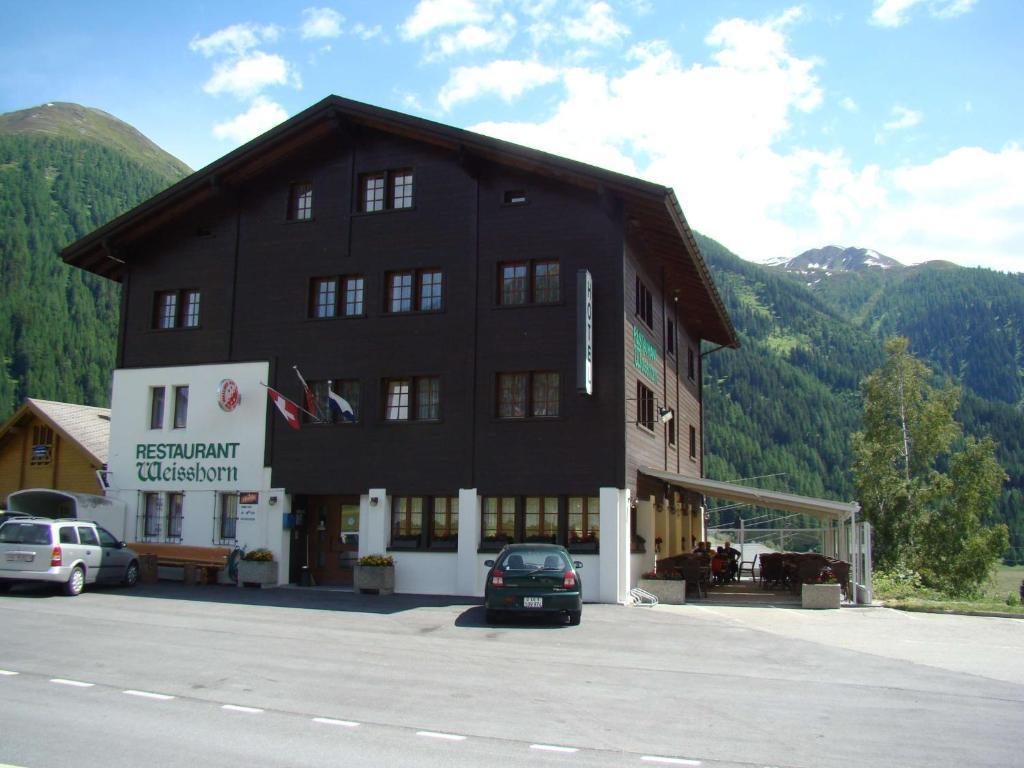 Hotel Weisshorn Goms Oda fotoğraf